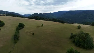 Na predaj pozemok, Čremošné