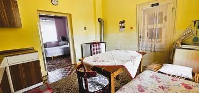 Na predaj dom, 265 m², Zlaté Moravce, Pribinova