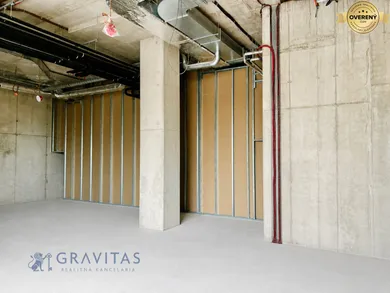 Na predaj komerčné, 171 m², Bratislava-Ružinov, Prístavná