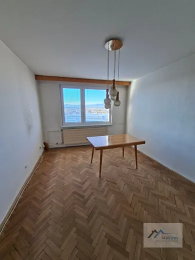 Na predaj 1-izbový byt, 43 m², Bánovce nad Bebravou