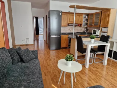 Mieszkania na sprzedaż, 3-pokojowe, Senec · €185 000