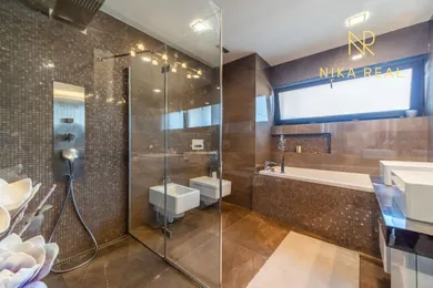 Na predaj 4-izbový dom, 110 m², Trnava, Tomášikova