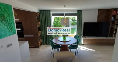 Na predaj 4-izbový dom, 94 m², Rovinka, Žitná ulica