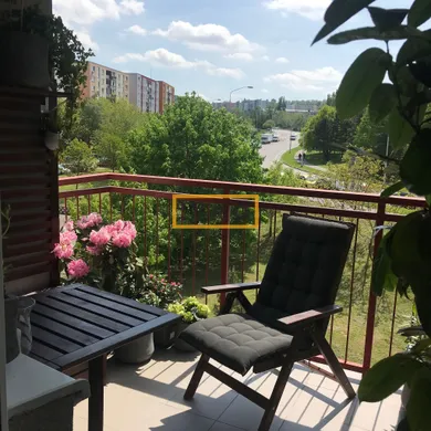 Na predaj 4-izbový byt, 96 m², Bratislava-Lamač, Bakošova