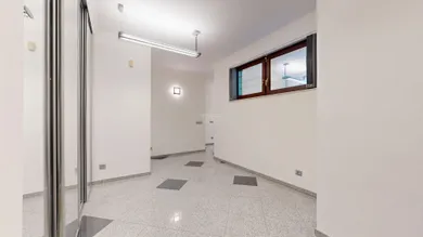 Na predaj 3-izbový byt, 117 m², Bratislava-Nové Mesto, Tupého