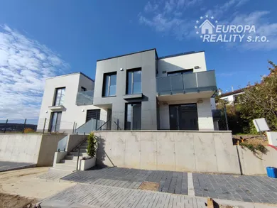 Byty na predaj 3-izbový, Bratislava-Karlova Ves · €409 900