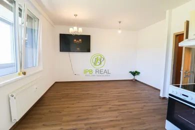 Na predaj 1-izbový byt, 27 m², Bratislava-Rača, Račianska