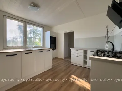Byty na predaj 3-izbový, Komárno · €124 000