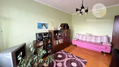 Na predaj 3-izbový byt, 80 m², Brezno, Malinovskeho