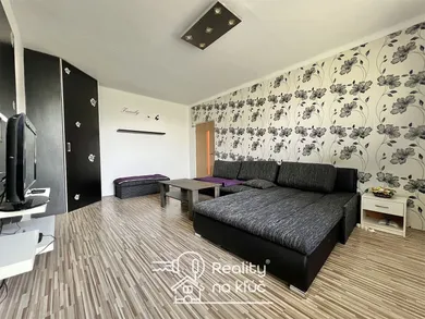 Byty na prenájom 2-izbový, Nové Zámky · €550