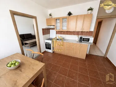 Byty na predaj 3-izbový, Senica · €128 000