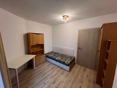Na prenájom dom v Trnava · €280 · Čiastočná rekonštrukcia