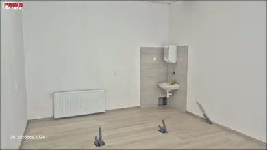 Na prenájom komerčné, 32 m², Žilina, Košická