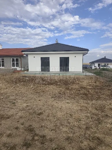 Дома на продажу, Levice · €294 990