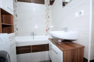 Na prenájom 1-izbový byt, 23 m², Bratislava-Staré Mesto