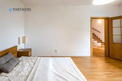 Na predaj objekt, 500 m², Bratislava-Nové Mesto, Vidlicová