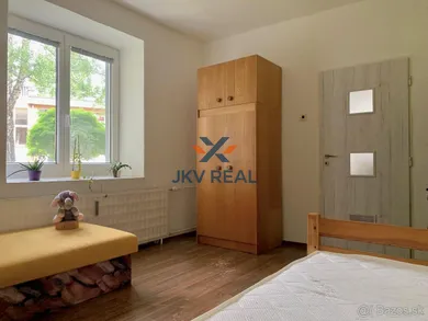 Na prenájom 2-izbový byt, 50 m², Poprad, Banícka