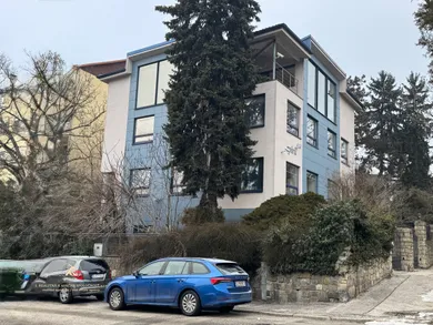Na predaj objekt, 481 m², Bratislava-Staré Mesto, Kubániho