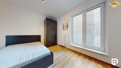Na predaj 1-izbový byt, 19 m², Bratislava-Petržalka, Antolská