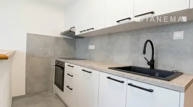 Na predaj 1-izbový byt, 34 m², Bratislava-Karlova Ves, Pribišova
