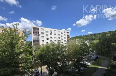 Na prenájom 2-izbový byt, 43 m², Bratislava-Lamač, Studenohorská