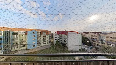 Na predaj 4-izbový byt, 98 m², Pezinok, Muškátova