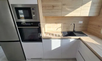Na predaj 4-izbový dom, 121 m², Slovenský Grob