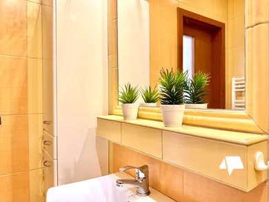 Na predaj 3-izbový byt, 78 m², Zlaté Moravce, M. Benku