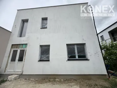 Mieszkania na sprzedaż, 3-pokojowe, Michalovce · €179 900