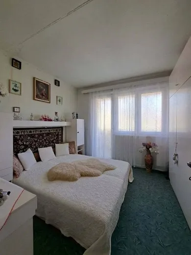 Apartments for sale, 3-room in Komárno · €89,990
