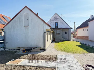 Na predaj dom, Zbyňov, Pri Rajčanke