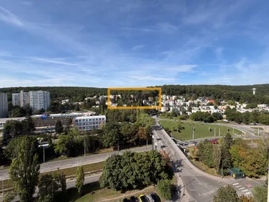 Na predaj objekt, 19 m², Bratislava-Karlova Ves, Púpavová