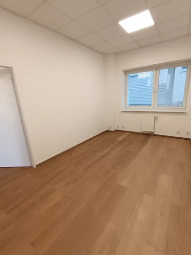 Na prenájom komerčné v Nitra · €1 440 · Novostavba