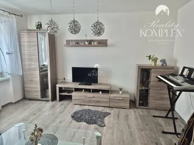 Na predaj 3-izbový byt, 62 m², Komárno