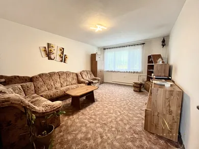 Eladó lakások, 3-szobás, Zlaté Moravce · €119 000