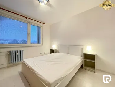 Na prenájom 2-izbový byt, 52 m², Bratislava-Dúbravka, Pekníkova