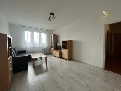 Na predaj 2-izbový byt, 60 m², Nitra, Kollárova