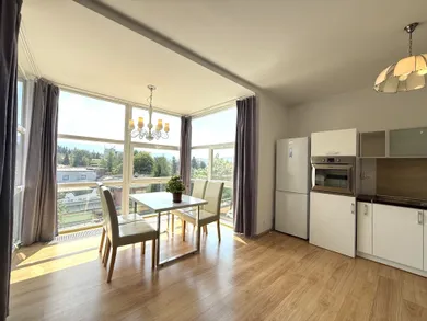 Na prenájom 3-izbový byt, 96 m², Žilina, Tajovského