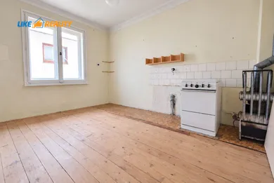 Na predaj 4-izbový dom, 90 m², Martin, V. Žingora