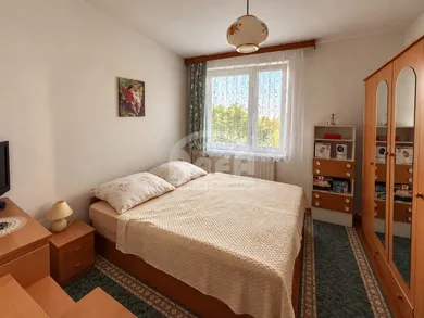 Na predaj 3-izbový byt, 70 m², Michalovce, -