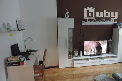 Na prenájom 2-izbový byt, 57 m², Považská Bystrica, Pionierska