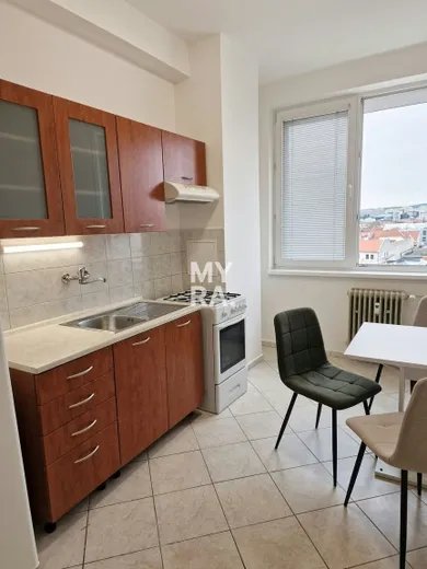 Na prenájom 3-izbový byt, 65 m², Košice-Staré Mesto, Puškinova
