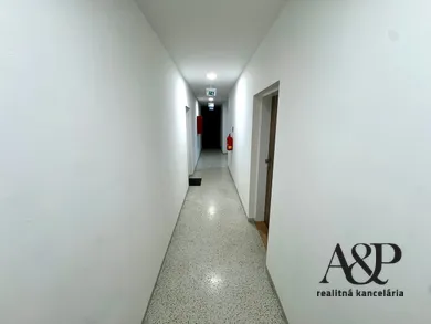 Na prenájom 1-izbový byt, 37 m², Skalica