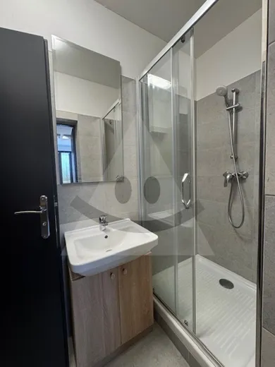 Na prenájom 1-izbový byt, 35 m², Liptovský Mikuláš, 1. mája