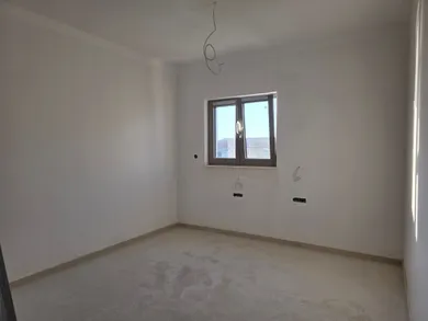 Na predaj 4-izbový byt