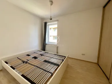 Na prenájom 2-izbový byt, 45 m², Poprad, Kuzmányho
