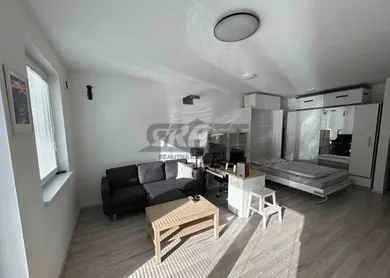 Byty na prenájom 1-izbový, Bratislava-Ružinov · €640