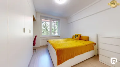 Na prenájom 2-izbový byt, 57 m², Bratislava-Ružinov, Košická