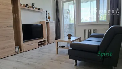 Mieszkania na wynajem, 3-pokojowe, Bratislava-Dúbravka · €600