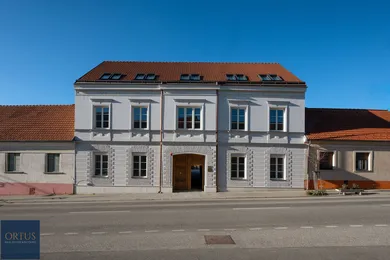 Byty na predaj 4-izbový, Modra · €374 056
